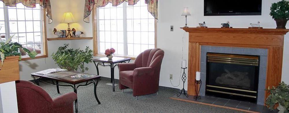 Woodland Inn Meadow Lake Экстерьер фото